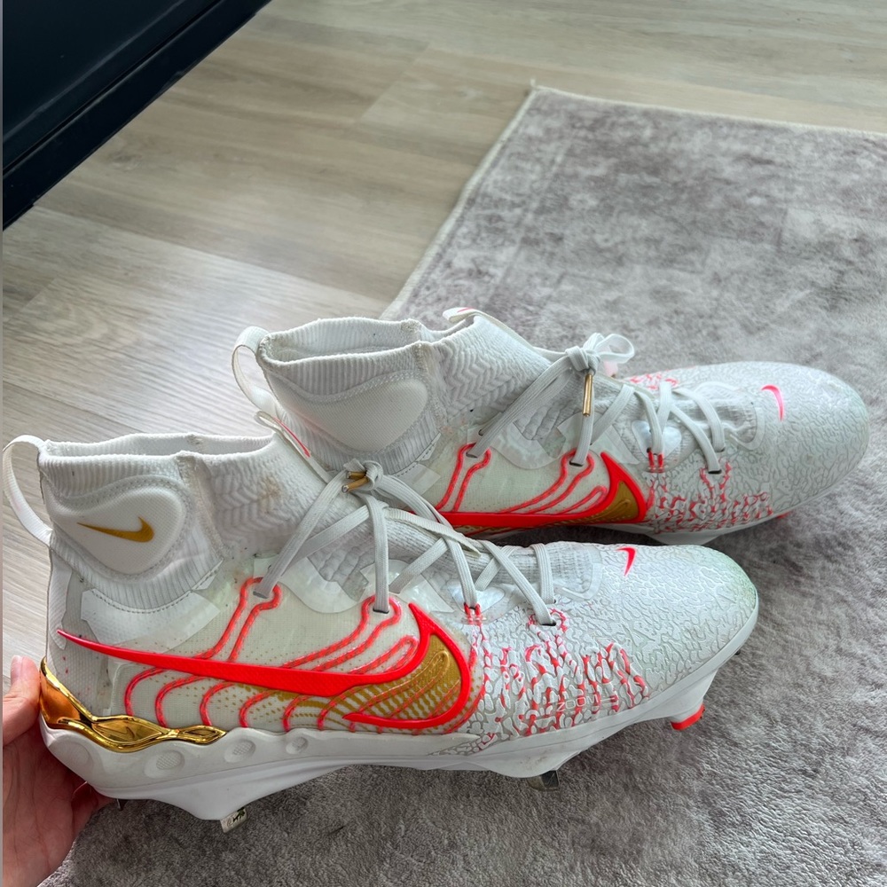Nike Alpha Huarache NXT Men’s baseball cleats